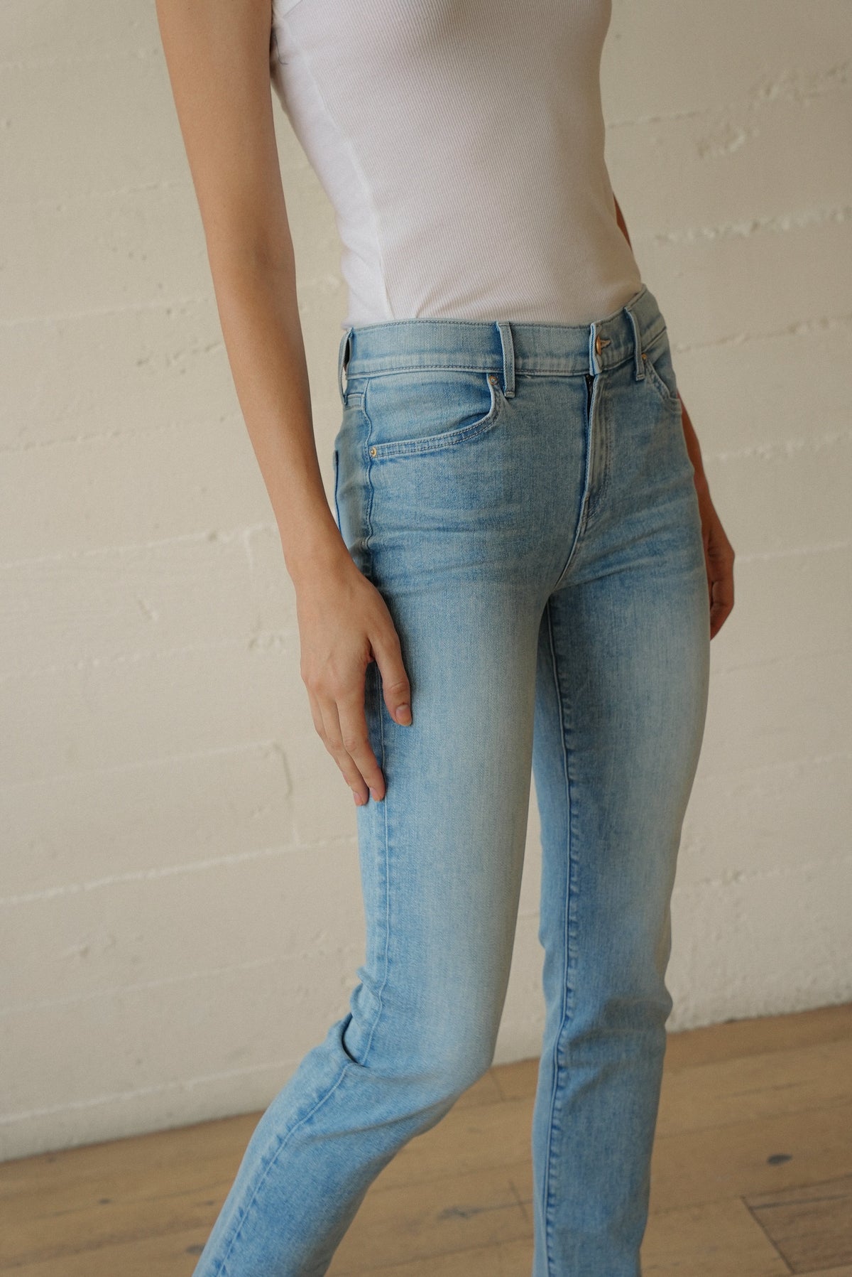 The Melrose Slim Straight Denim  |  Pebble