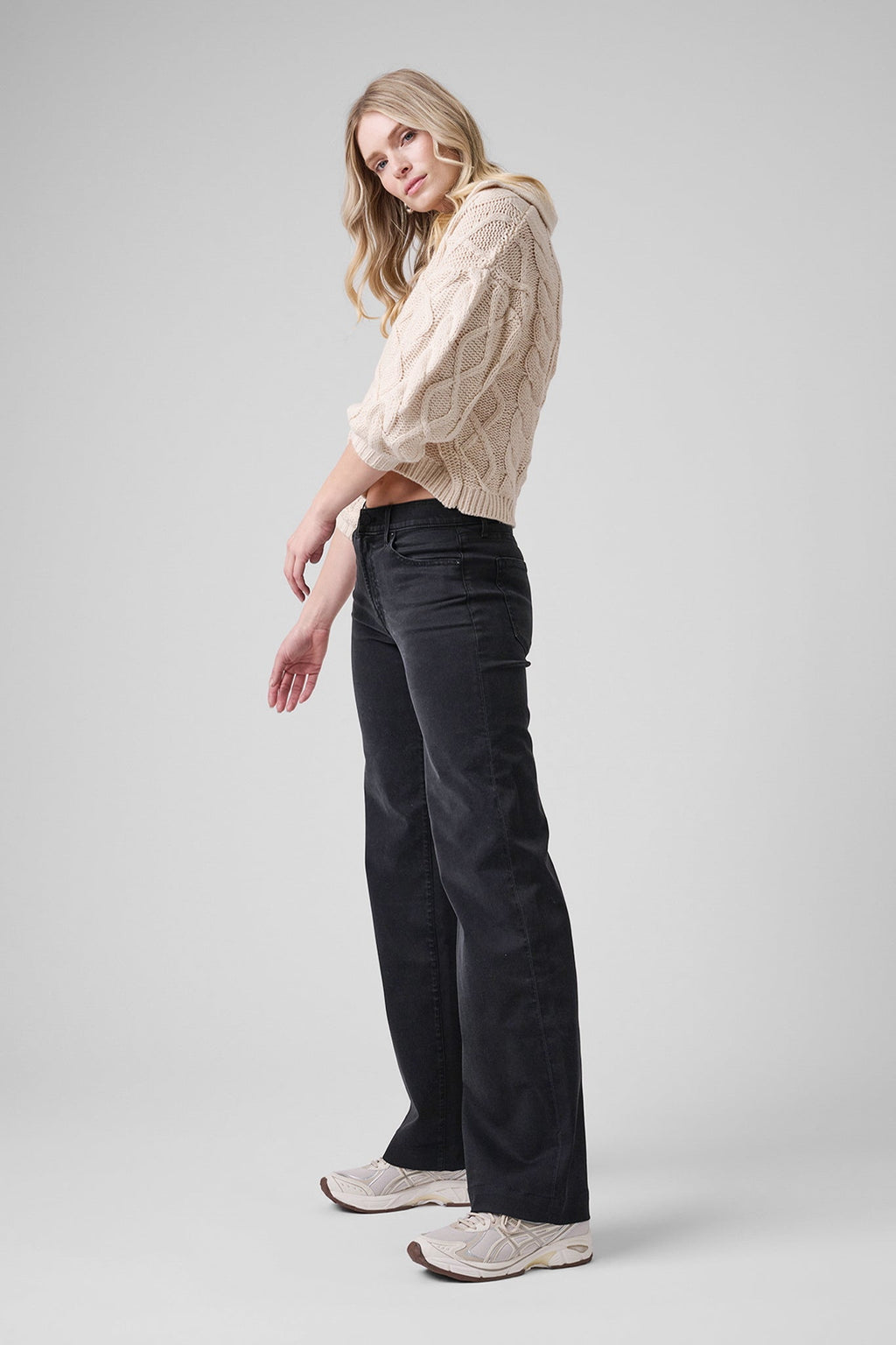 The Malibu Wide Denim  |  Black Diamond