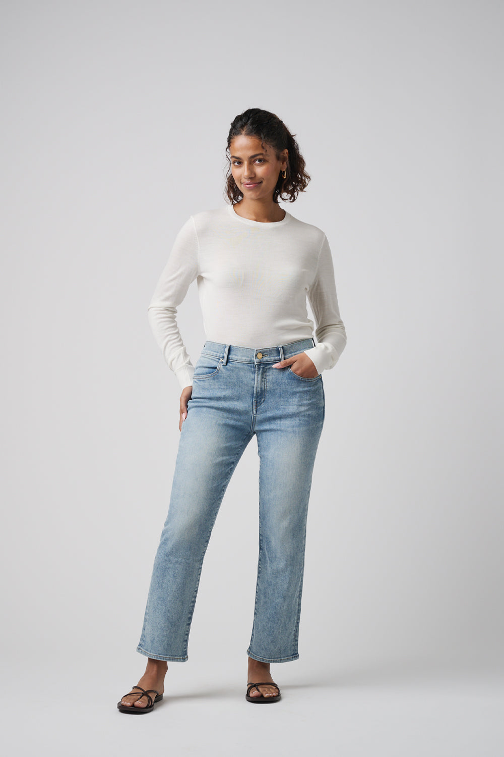 The Melrose Slim Straight Denim  |  Pebble