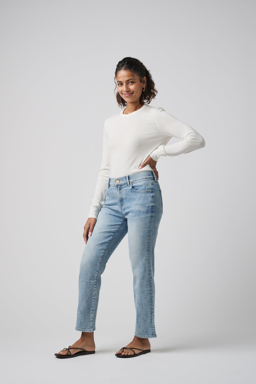 The Melrose Slim Straight Denim  |  Pebble